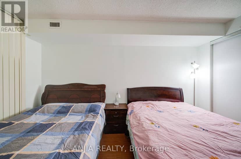 1208 - 4727 Sheppard Avenue E — photo 20 of 28