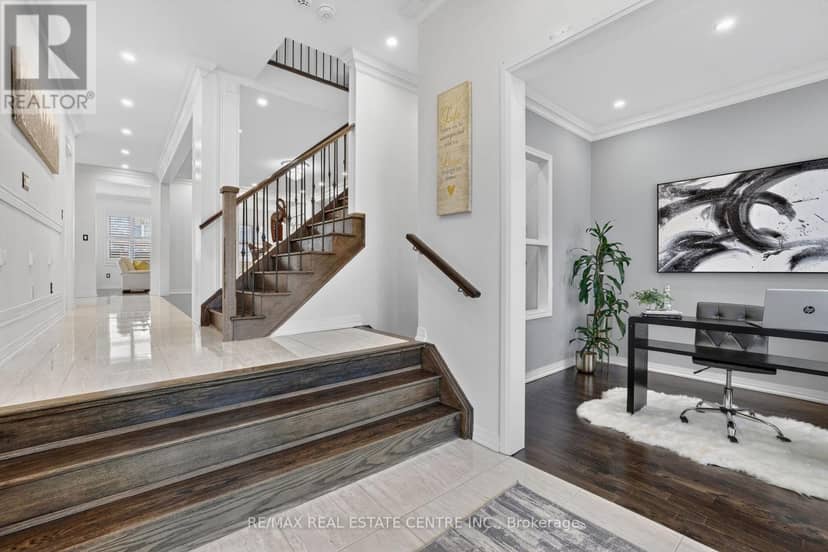 27 Drew Brown Boulevard — photo 4 of 40