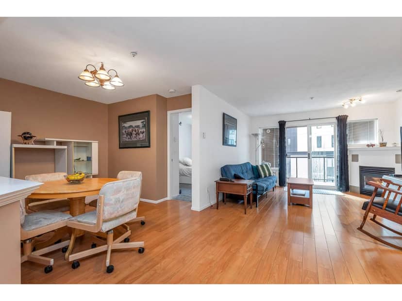 308 20239 MICHAUD CRESCENT, Langley, photo 4