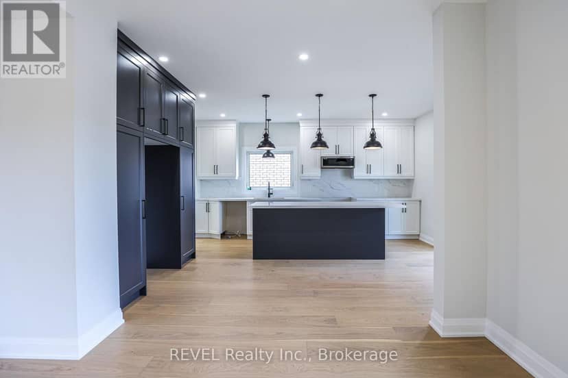 111 Acacia Road — photo 12 of 34