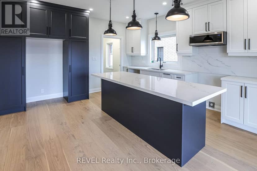 111 Acacia Road — photo 14 of 34