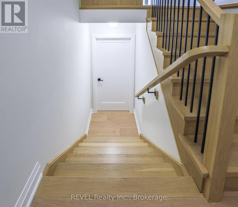 111 Acacia Road — photo 32 of 34