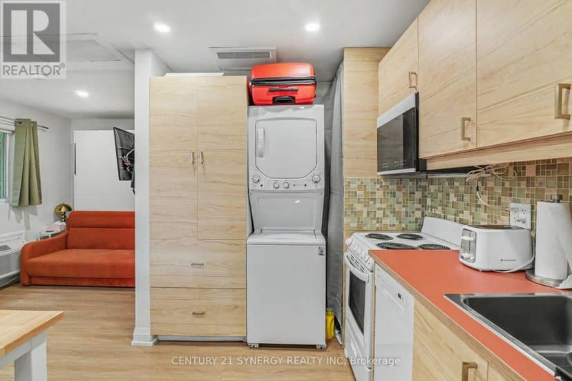95 Templeton Street — photo 6 of 38