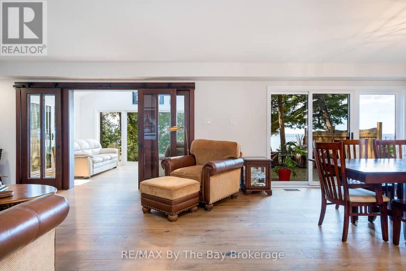 38 Willow Drive — photo 10 of 40