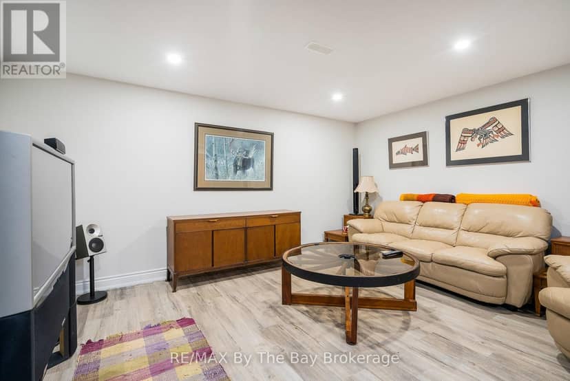 38 Willow Drive — photo 35 of 40