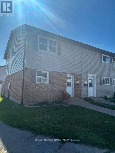 32 - 996 Sydenham Road, Peterborough