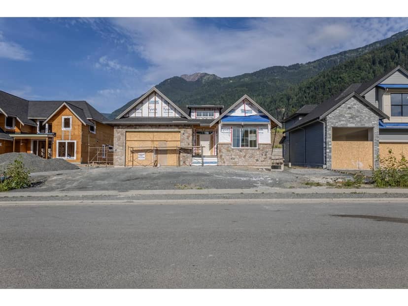 10022 TRILLIUM WAY, East Chilliwack, Rosedale
