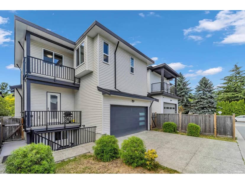 7068 194 STREET, Surrey, photo 2