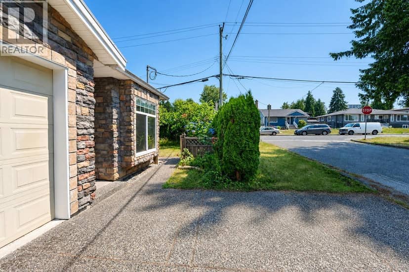 6890 KOALA CRESCENT, Burnaby, photo 5