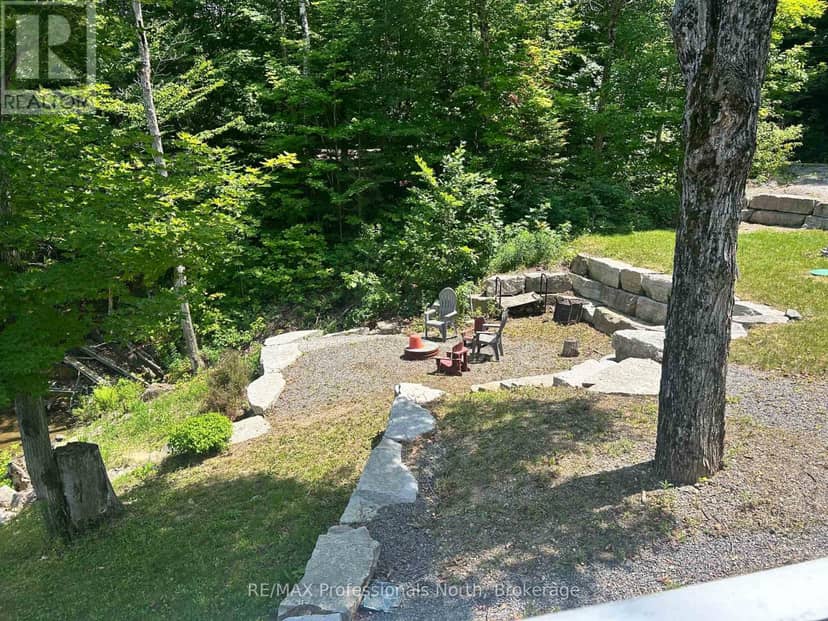 1129 Comak Crescent — photo 24 of 40