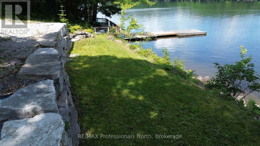 1129 Comak Crescent — photo 30 of 40