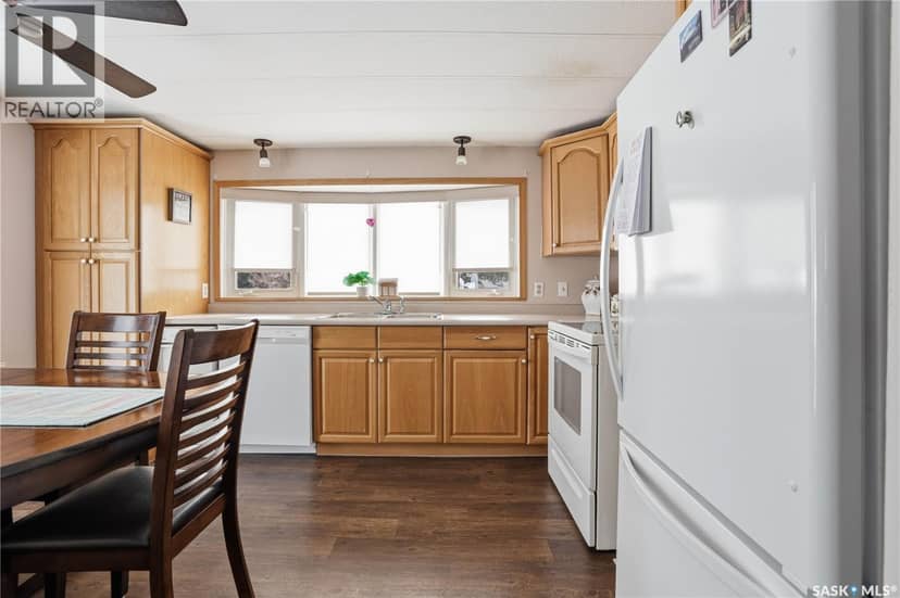 55 Crystal DRIVE — photo 16 of 40