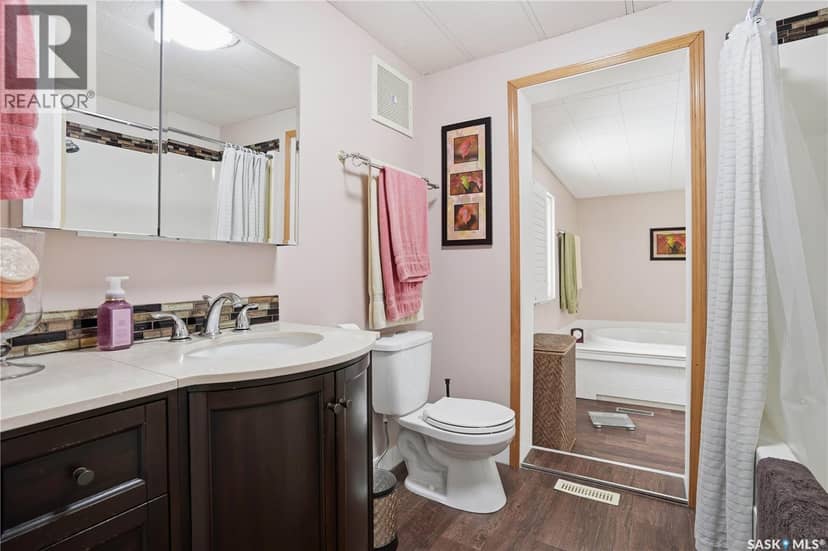 55 Crystal DRIVE — photo 27 of 40