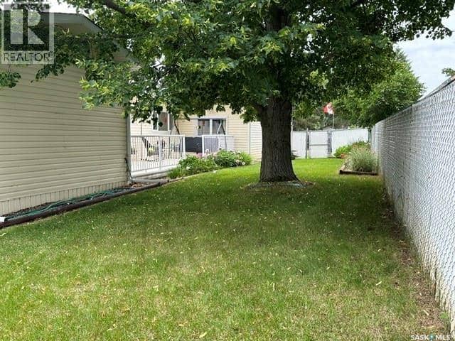 55 Crystal DRIVE — photo 38 of 40