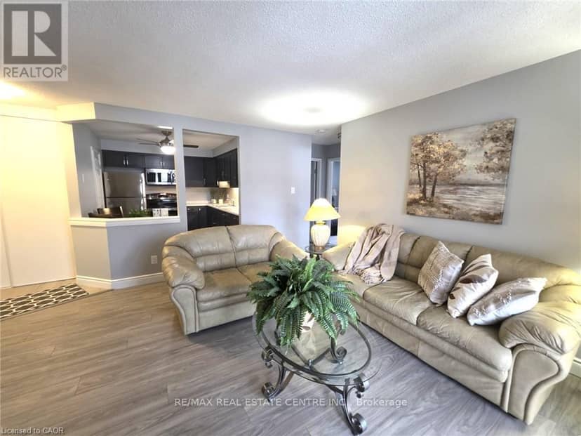 106 - 565 Greenfield Avenue — photo 10 of 40