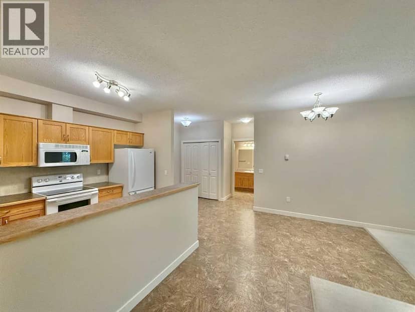 305, 109 Seabolt Drive — photo 10 of 20