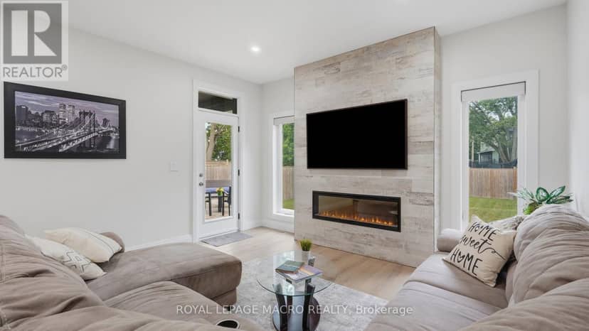 1055 Bay Street — photo 13 of 38