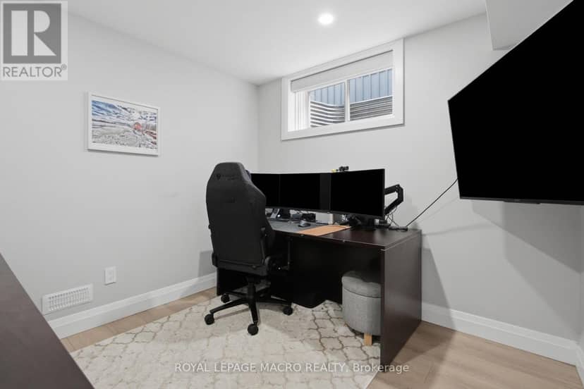 1055 Bay Street — photo 31 of 38