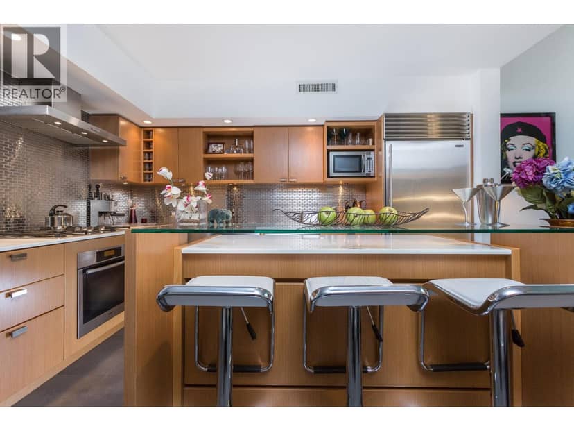104 1168 RICHARDS STREET, Vancouver