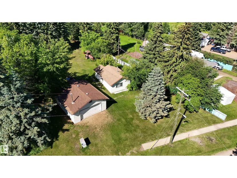 5416 51 AV — photo 10 of 40