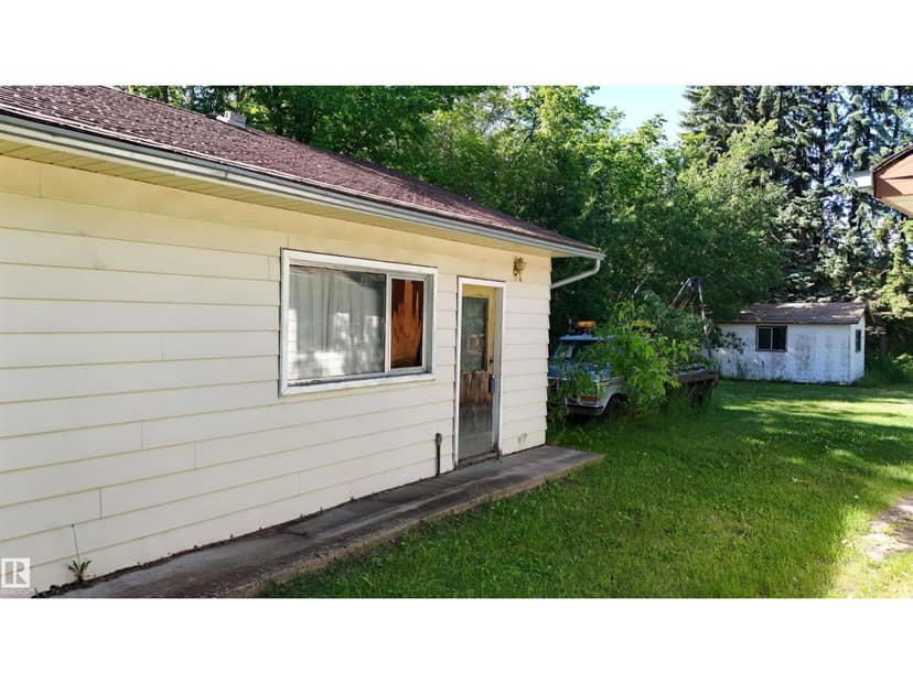 5416 51 AV — photo 19 of 40