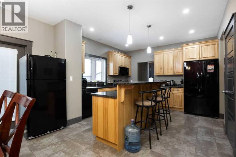 144 Falcon Drive, Fort McMurray, photo 7