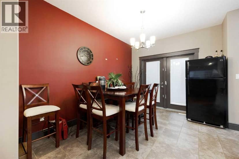 144 Falcon Drive, Fort McMurray, photo 8
