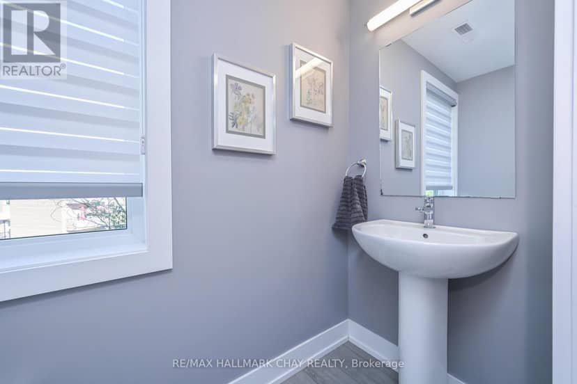 312 - 17 Centre Street — photo 17 of 27