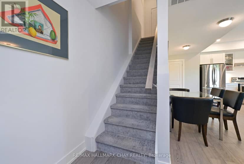 312 - 17 Centre Street — photo 19 of 27