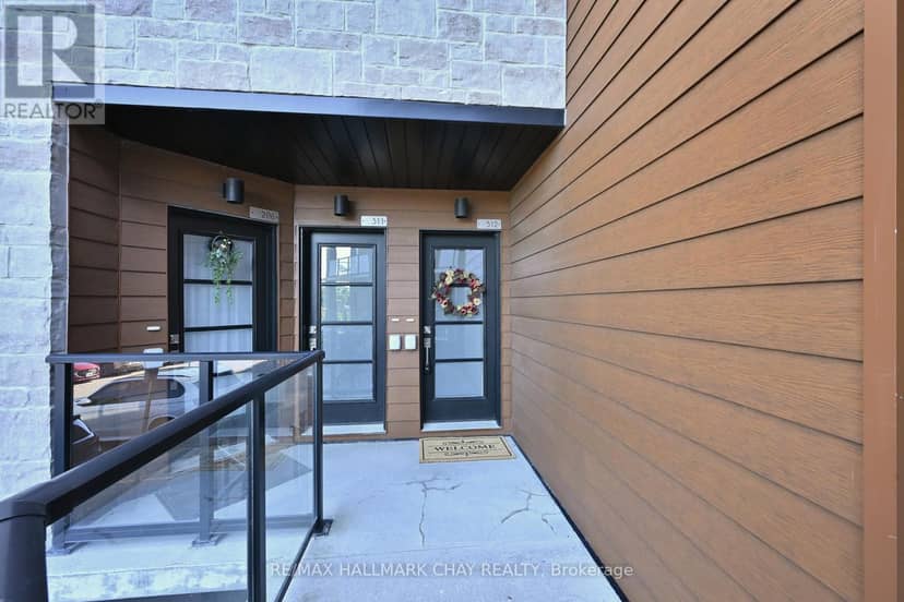 312 - 17 Centre Street — photo 4 of 27