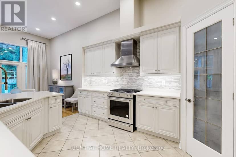 9 Arlington Way — photo 9 of 40
