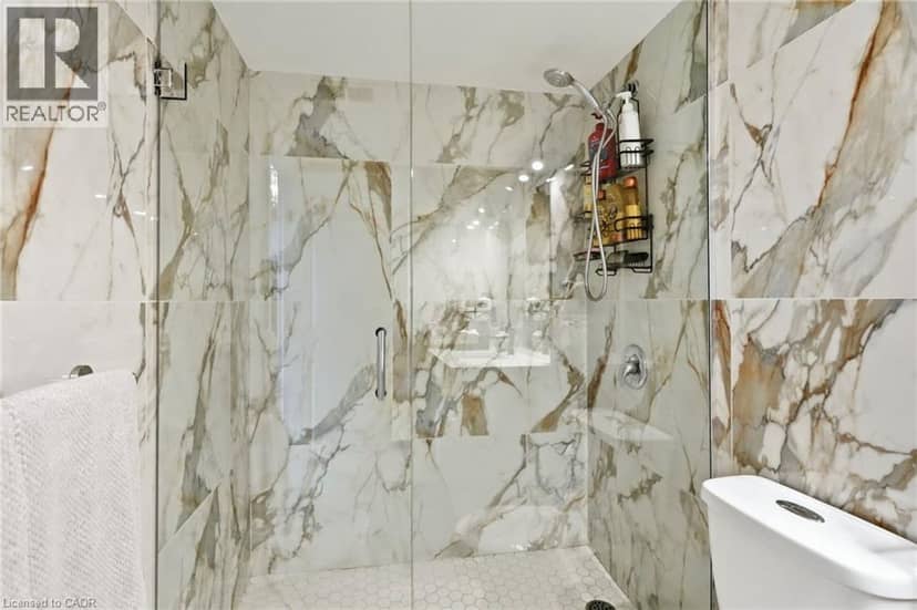 75 QUEEN Street N Unit# 1702 — photo 29 of 40
