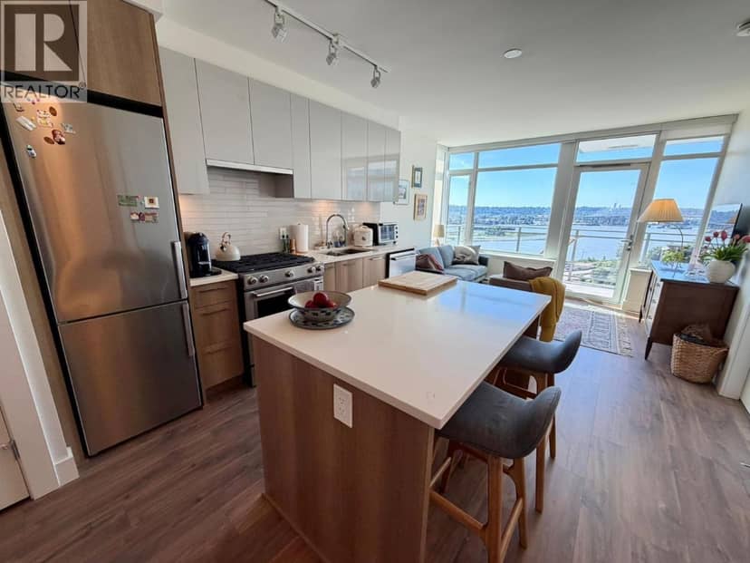 1609 258 NELSON'S COURT, New Westminster, photo 3