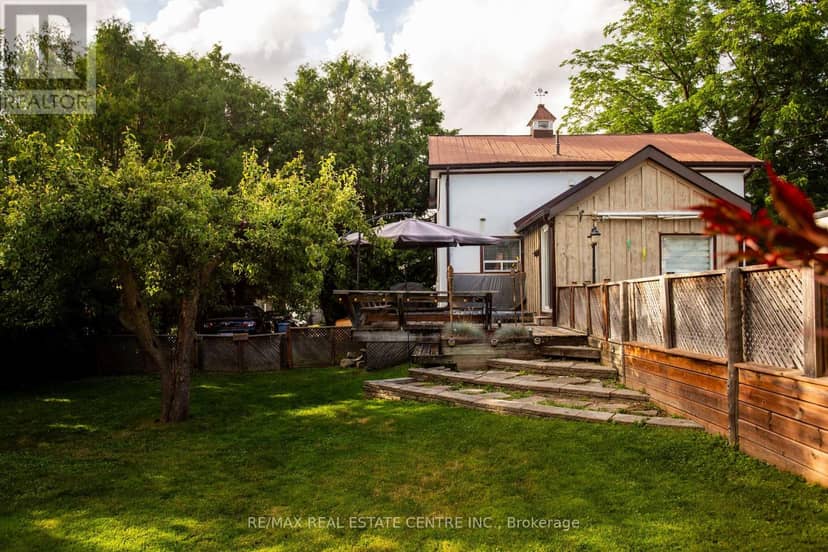 5 East John Street N, Innisfil, photo 4