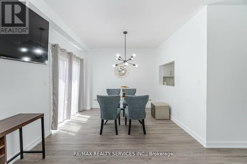 17 Dawes Road — photo 12 of 24