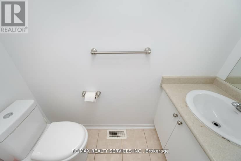 17 Dawes Road — photo 13 of 24