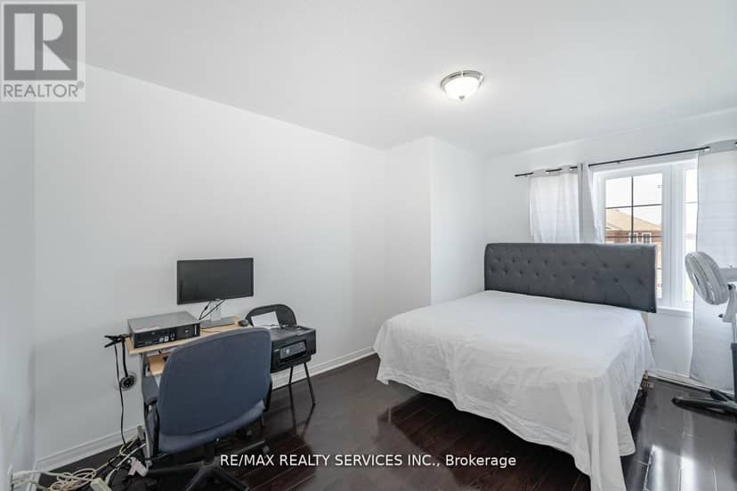 17 Dawes Road — photo 20 of 24
