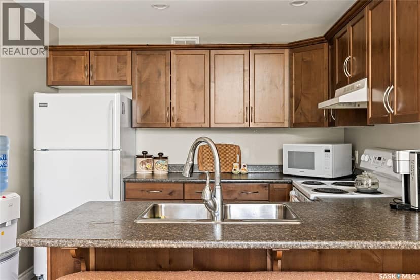 3 Poplar STREET, Grandview Beach, photo 5