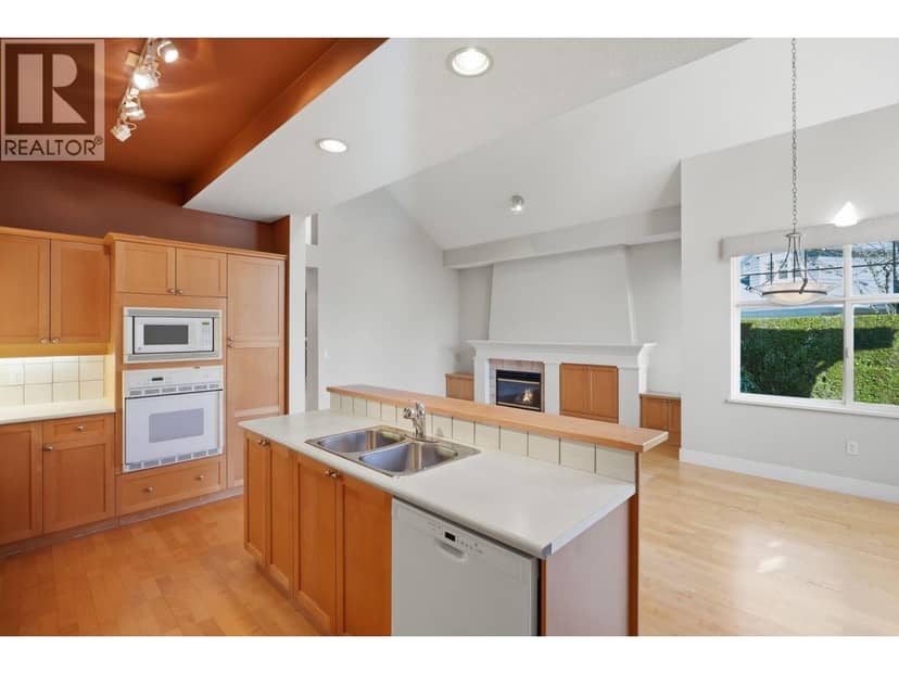 2 5900 FERRY ROAD, Delta, photo 8
