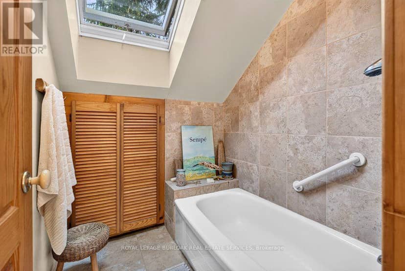 526 Burlington Avenue — photo 35 of 40