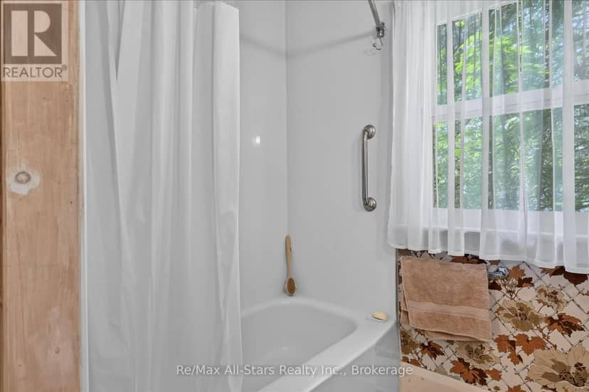 85 Grandy Road — photo 36 of 40