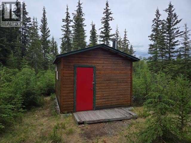 18 Tagish Estates — photo 10 of 12