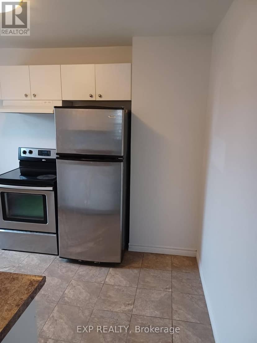 65 Kinrade Avenue — photo 8 of 10