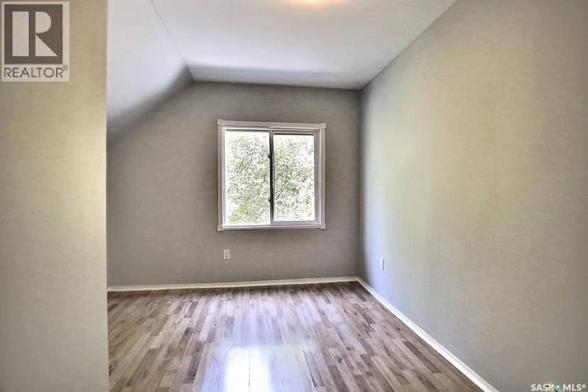 2066 Wallace STREET — photo 11 of 26