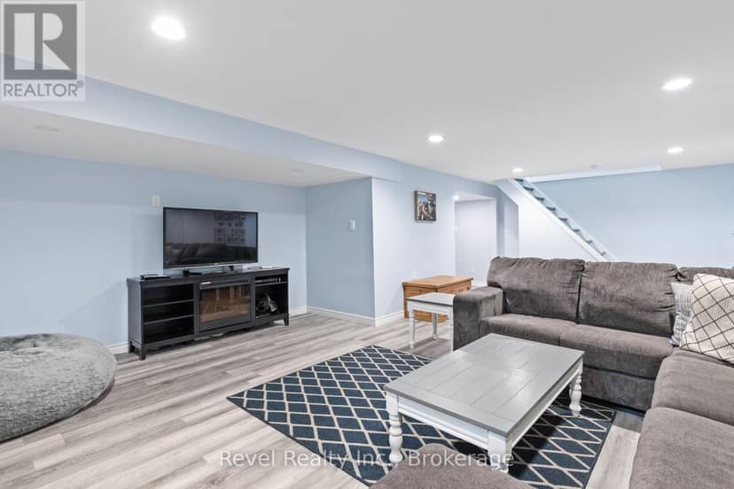 81 Sanderling Crescent — photo 34 of 40