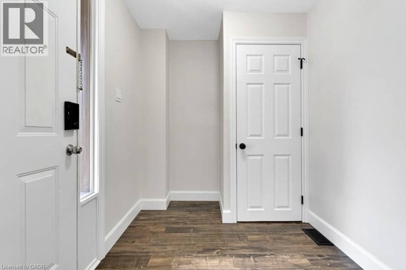 700 ERINBROOK Drive Unit# 22 — photo 2 of 26