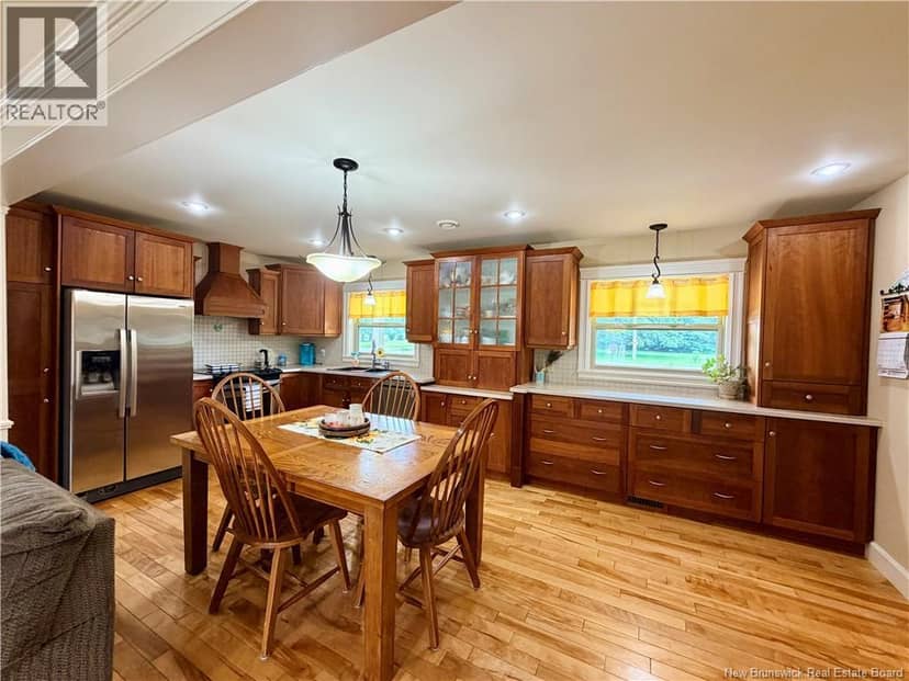 98 Islandview Drive — photo 14 of 33