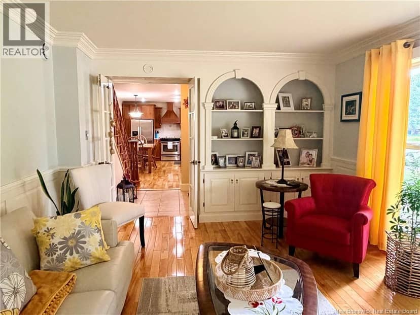 98 Islandview Drive — photo 10 of 33