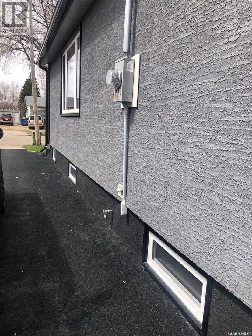 317 Maple AVENUE — photo 15 of 40