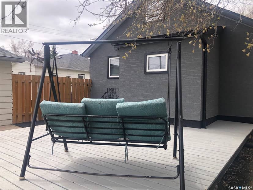 317 Maple AVENUE — photo 21 of 40